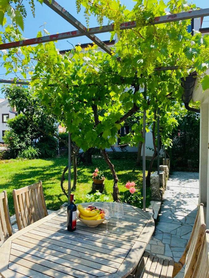 Apartmani Ana Borovac 冯塔纳 外观 照片